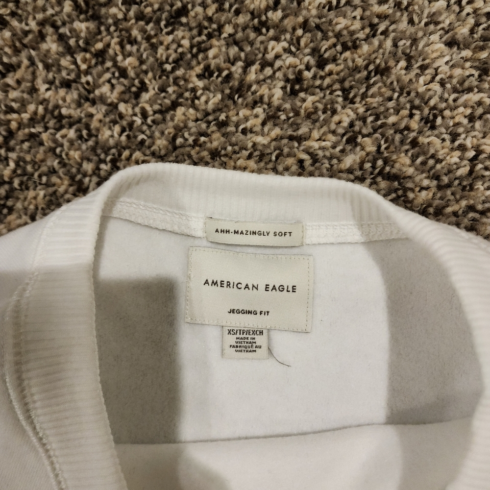 Pullover - Picture 2 of 2